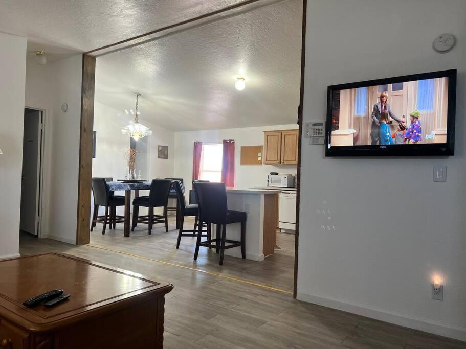 פארומפ Death Valley/Prairiefire 3Bd/2Ba Home W/ Kitchen מראה חיצוני תמונה